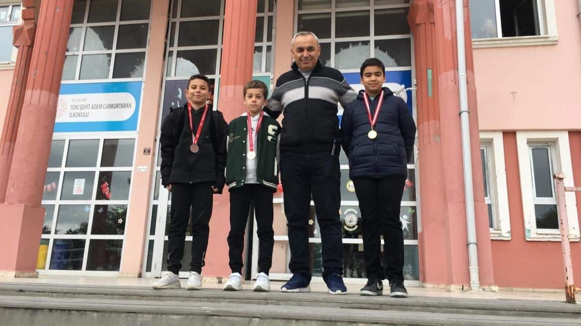 Tekvando Turnuvasında Dereceye Giren Öğrencilerimiz Ödüllendirildi 